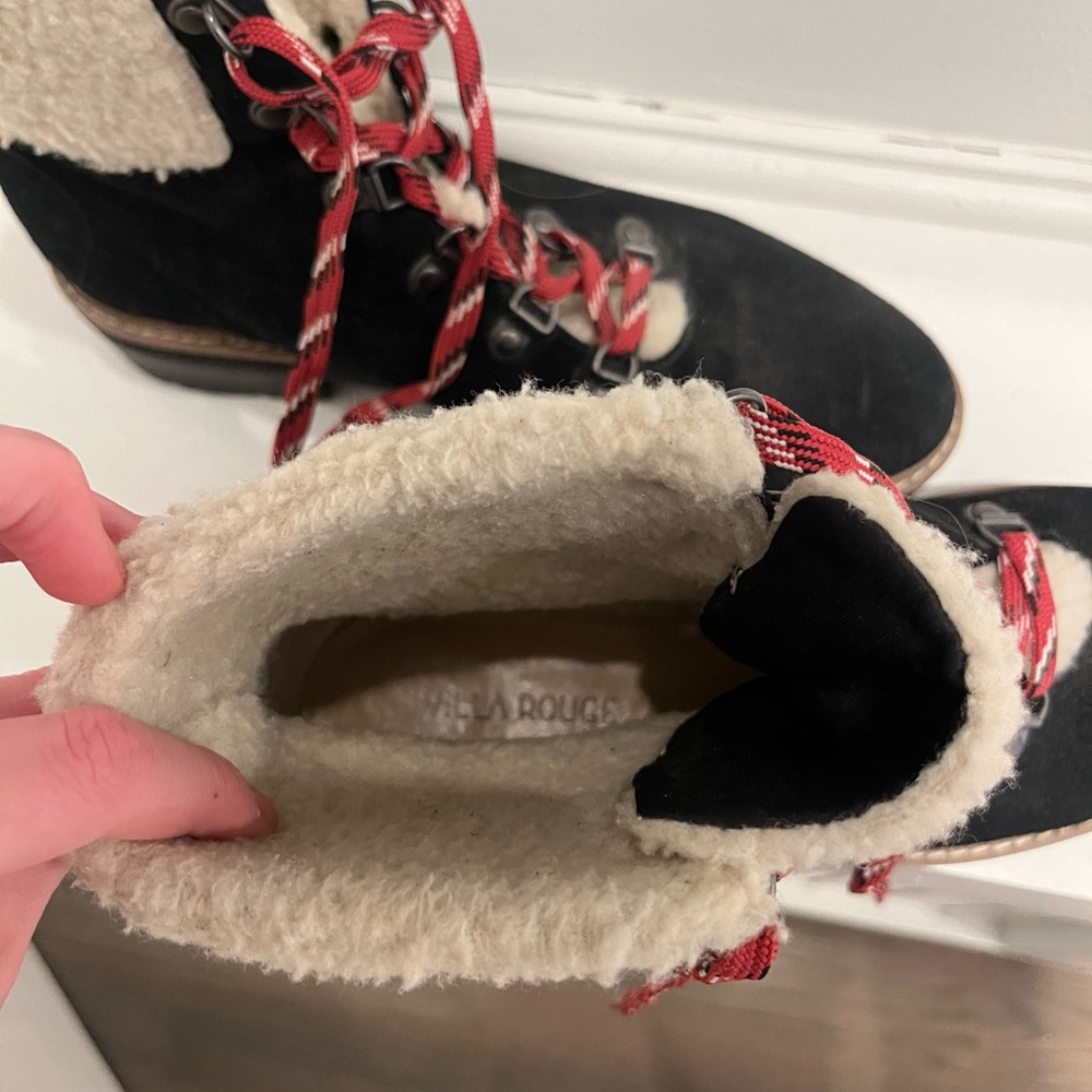 Villa Rouge Boots - Picture 8 of 12
